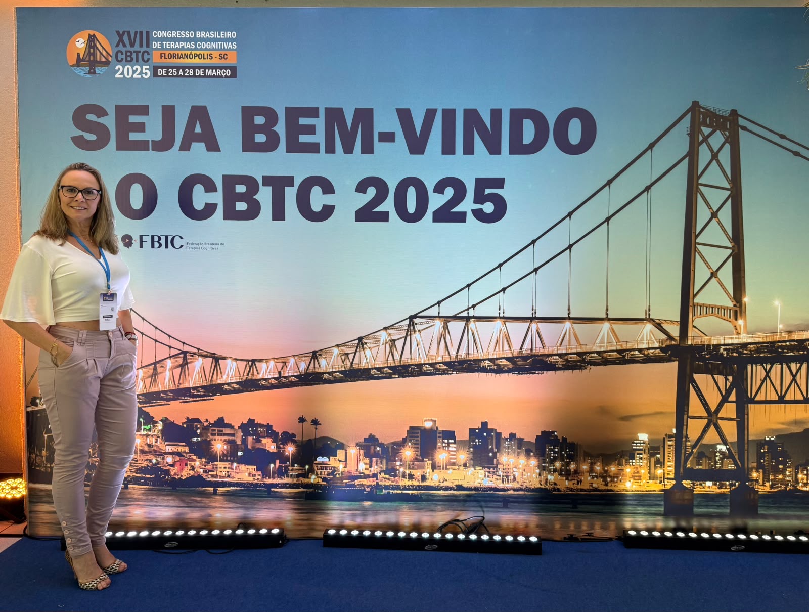 Fabiana no Congresso Brasileiro de Terapias Cognitivas, em Florianópolis, 2025